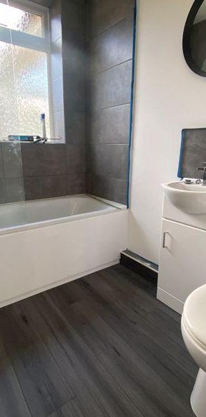 2 bedroom bungalow to rent - Photo 1