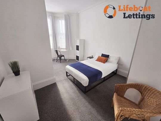 1 bedroom in a house share to rent - Photo 1