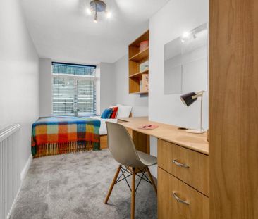 6 bedroom flat to rent - Photo 5