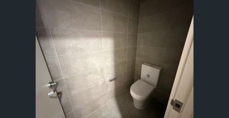 Townhouse Style 2 Bedroom Plus Study Apartment - Photo 4