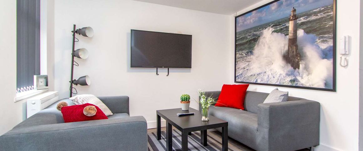 Saxony Road Room 1 - Photo 1