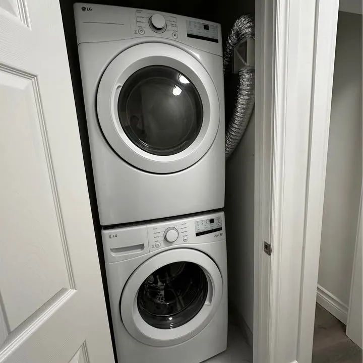 10 Anticosti Drive #Main - Photo 1