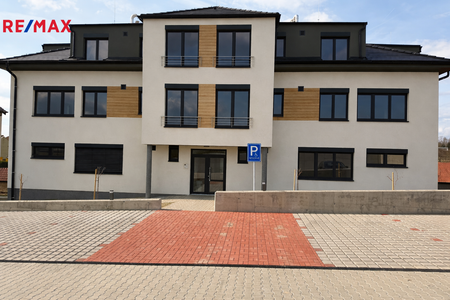 Pronájem bytu 2+kk v osobním vlastnictví 48 m², Hovorany - Photo 5