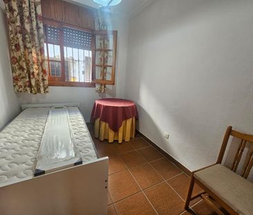 Piso de alquiler en Los Barrios - Photo 4