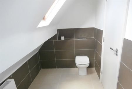 Knighton Drive, Leicester - Photo 3