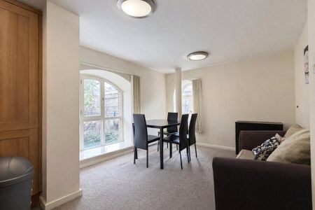 1 bedroom apartment to rent - Photo 2