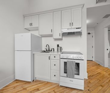 For Lease - 150 Mill Street Unit# 206, Carleton Place, Ontario - Photo 1