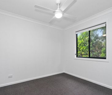 33a Pearce Avenue, Belmont, NSW 2280 - Photo 4