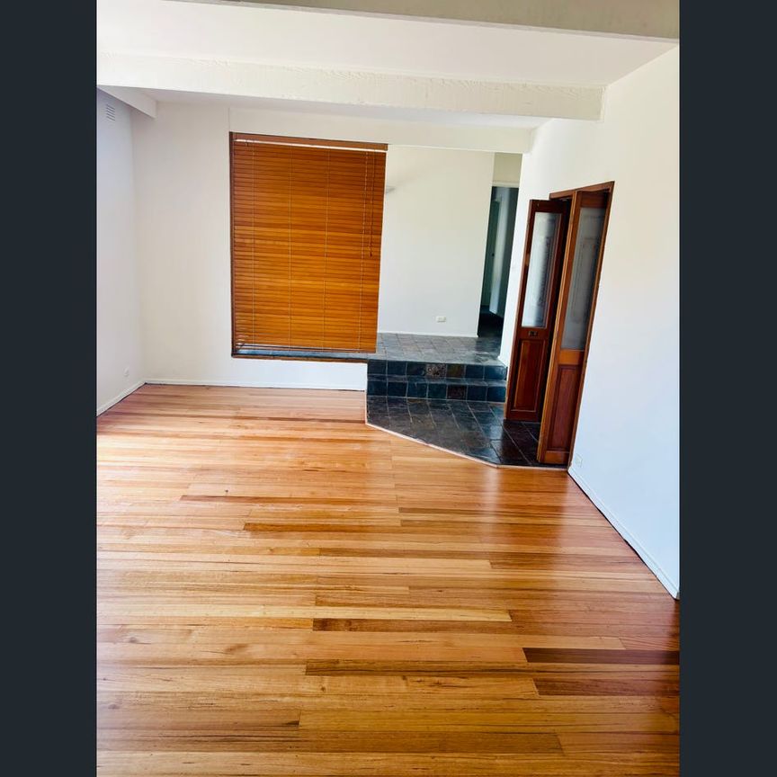 Spacious Family Living in Prime Location - Photo 1