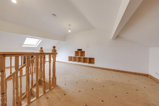 3 bedroom terraced house to rent - Photo 1