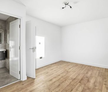 Price £3,250 pcm - Available 01/12/2025 - Unfurnished - Photo 6