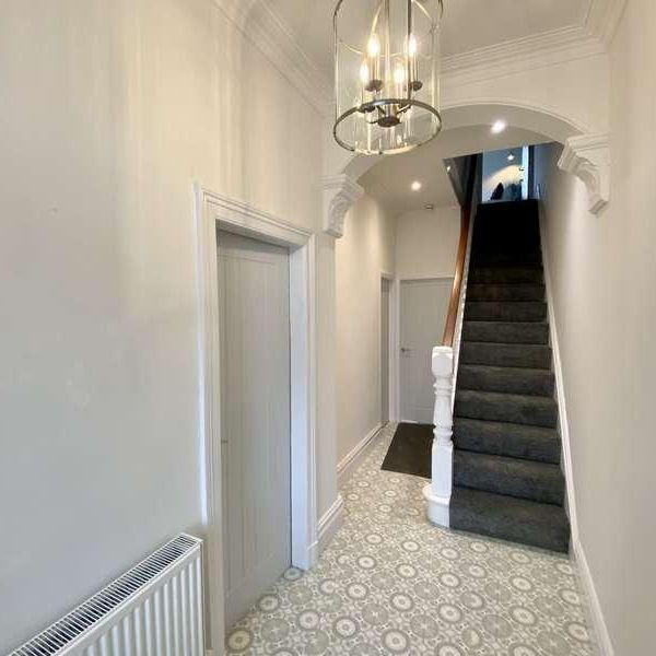 Offerton Lane, Stockport, SK2 - Photo 1
