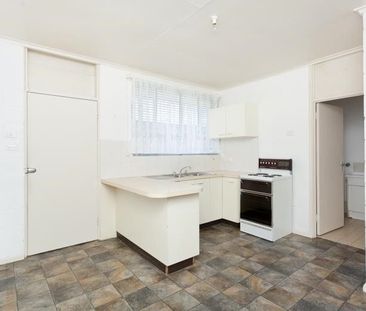 1/13 Adams Street, Queanbeyan - Photo 1