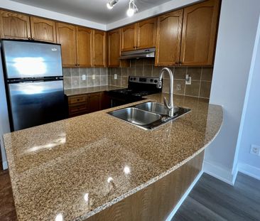 For Lease - 9 George Street Unit# 1203, Brampton, Ontario - Photo 6