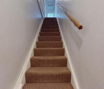 2 bedroom property to rent - Photo 4