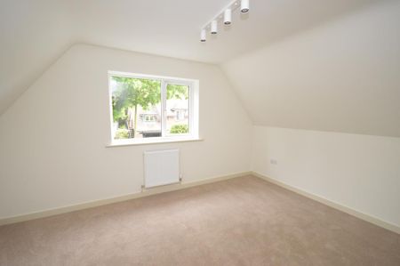 3 bedroom detached house to rent - Photo 5