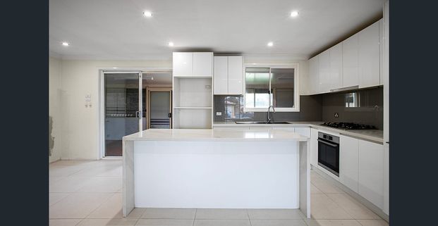 14 Carina Avenue, Hinchinbrook, NSW 2168 - Photo 1