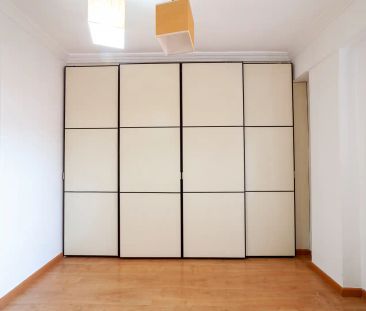 Valencia Capital - Photo 5