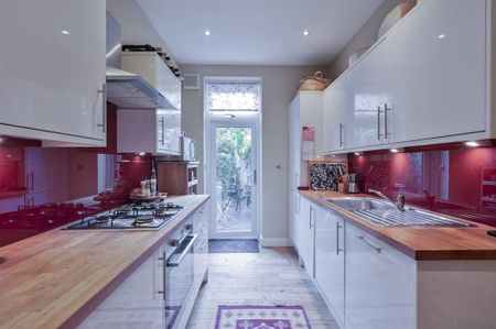 1 bedroom flat to rent - Photo 3