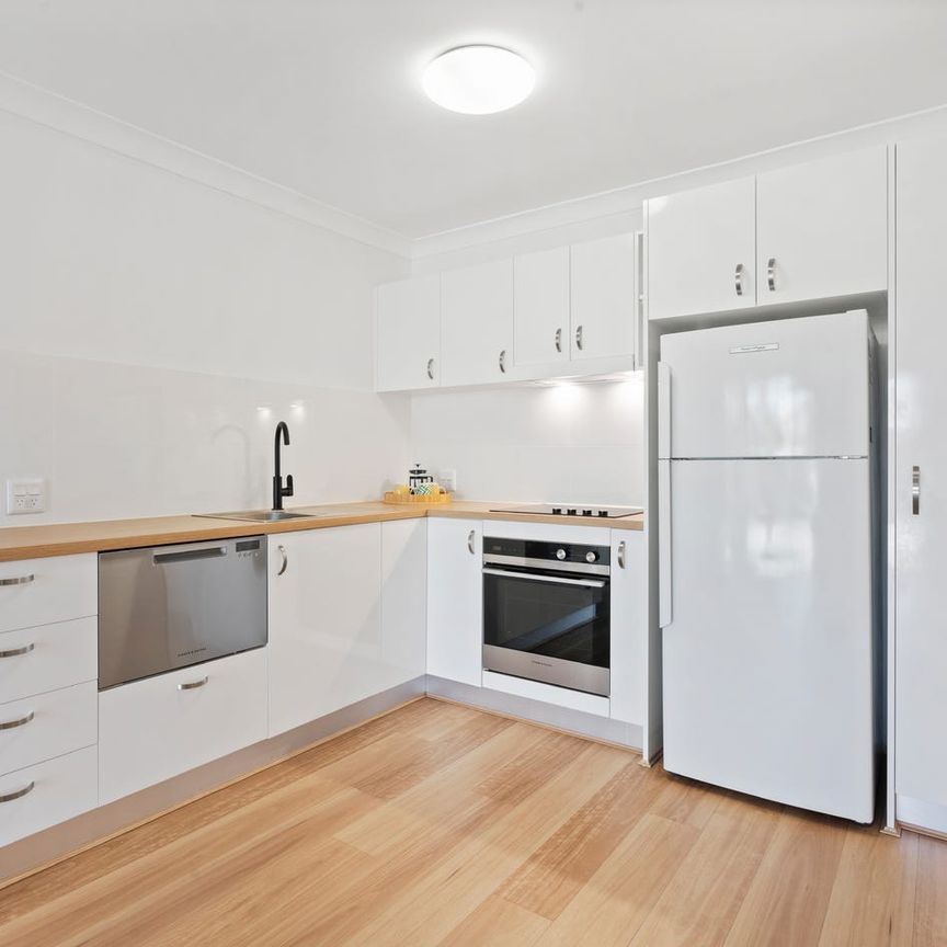 Delightful community living for 55's - Photo 1