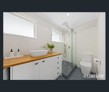 Renovated Idyllic Lifestyle Charm Plus Study - Photo 5