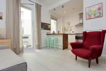 Mieszkanie na wynajem - 80 m² - 2 pokoje Roma Lacjum