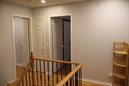 For Lease - 12 Wessenger Drive, Barrie, Ontario - Photo 5