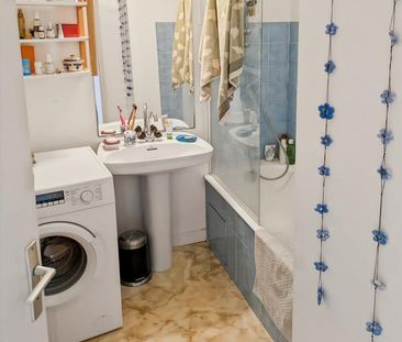 Location Appartement 2 pièces Meublé 56m² VANNES 56000 - Photo 1