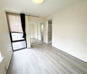 Exceptional City Apartment with Exclusive Access - Photo 1