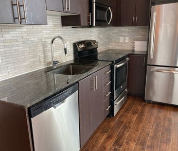 For Lease - 7161 Yonge Street Unit# 325, Markham, Ontario - Photo 3