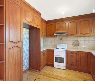 15 Warrandee Drive, Modbury North SA 5092 - House For Rent | Domain - Photo 4