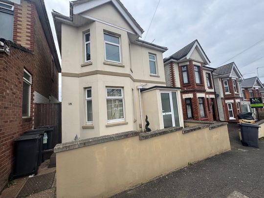 Frampton Road, Bournemouth - Photo 1