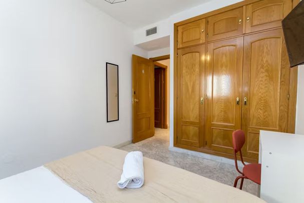 Avenida de la Aurora, Málaga, Andalusia 29002 - Photo 1