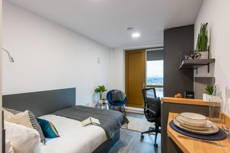 1 bedroom in a flat share to rent - Photo 3