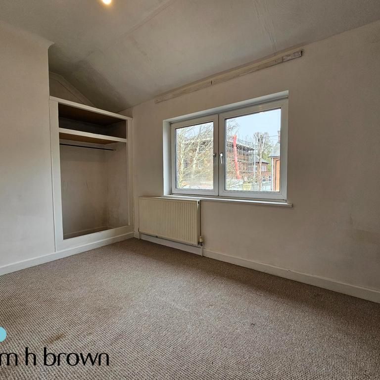 3 bedroom end of terrace house to rent - Photo 1