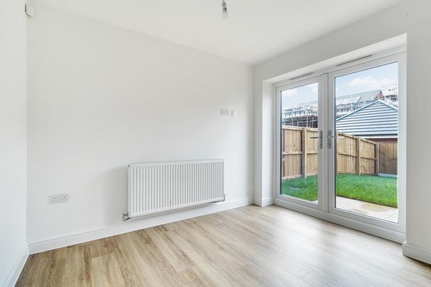 3 bedroom detached house to rent - Photo 1