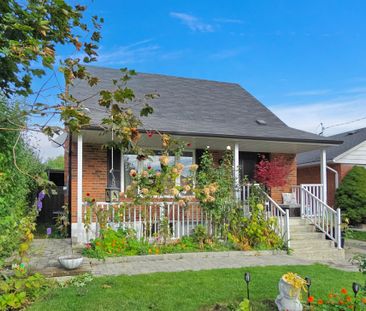 For Lease - 68 Christina Crescent, Toronto, Ontario - Photo 2