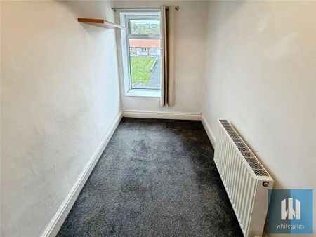 3 bedroom terraced house to rent - Photo 5