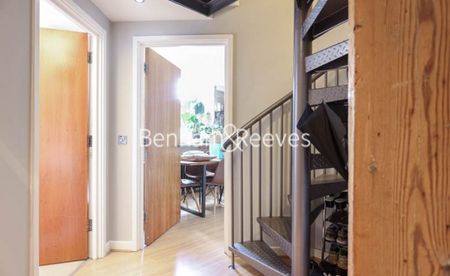 3 Bedroom flat to rent in Marlborough Road, Royal Arsenal Riverside, SE18 - Photo 5