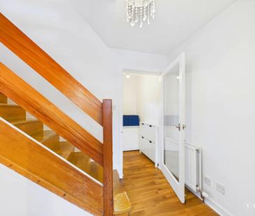 2 bedroom semi-detached house to rent - Photo 4