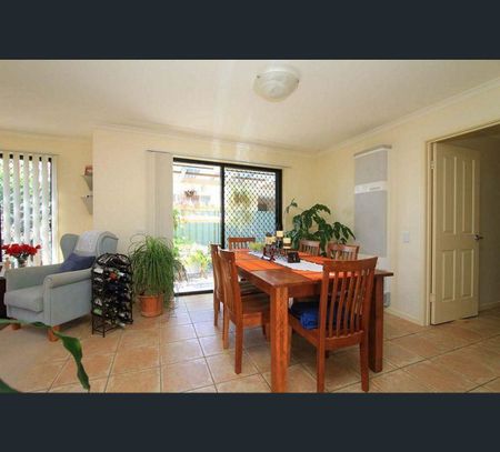 1/22 Mulqueeny Street, Wodonga, Vic 3690 - Photo 4