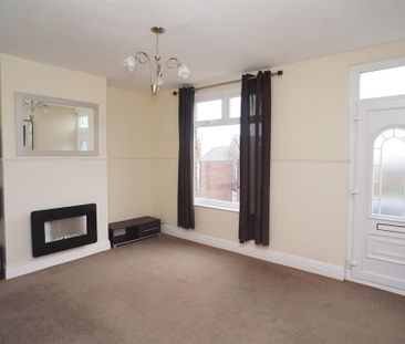 2 bedroom terraced house to rent - Photo 4
