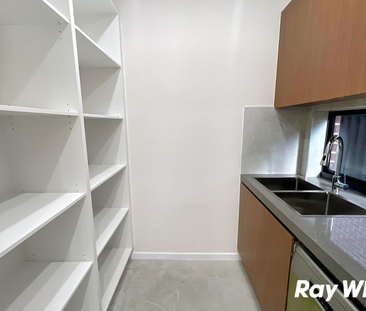 IMMACULATE FIVE BEDROOM SINGLE LEVEL HOME - In Prestigous Nirimba F... - Photo 3