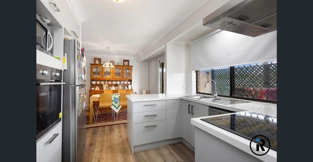 Spacious Family Home in Prime Bracken Ridge Location – 30 Tralee Street - Photo 1