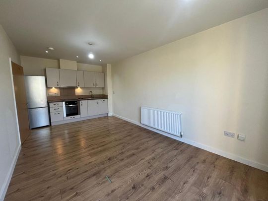 1 bedroom flat to rent - Photo 1