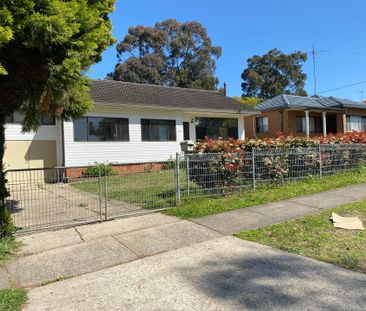 4 Bedroom Family Home - Photo 3