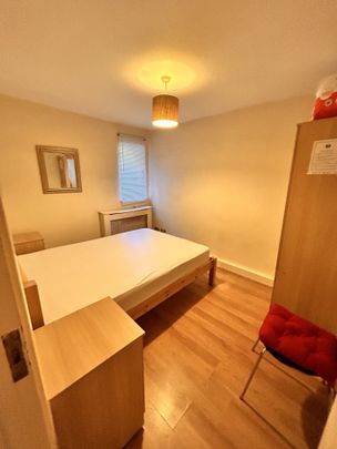 1 bed Apartment - To Let - Photo 1