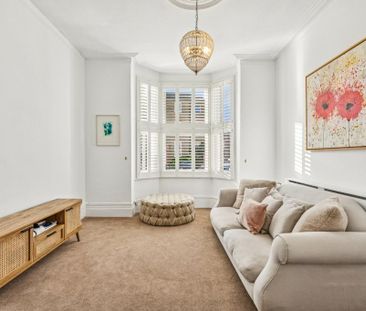 4 bedroom terraced house to rent - Photo 1