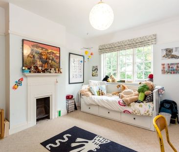 4 bedroom terraced house to rent - Photo 6