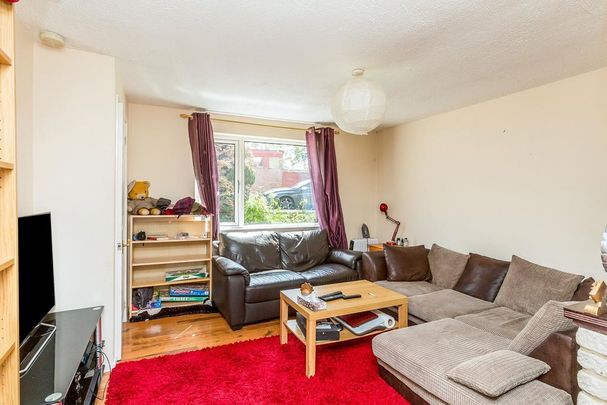 2 bedroom house to rent - Photo 1